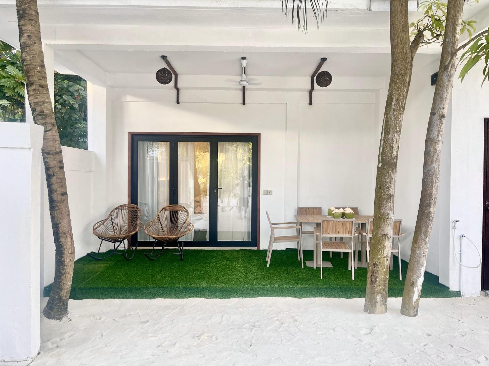 La Palma Suites Ukulhas Island Ngoại thất bức ảnh